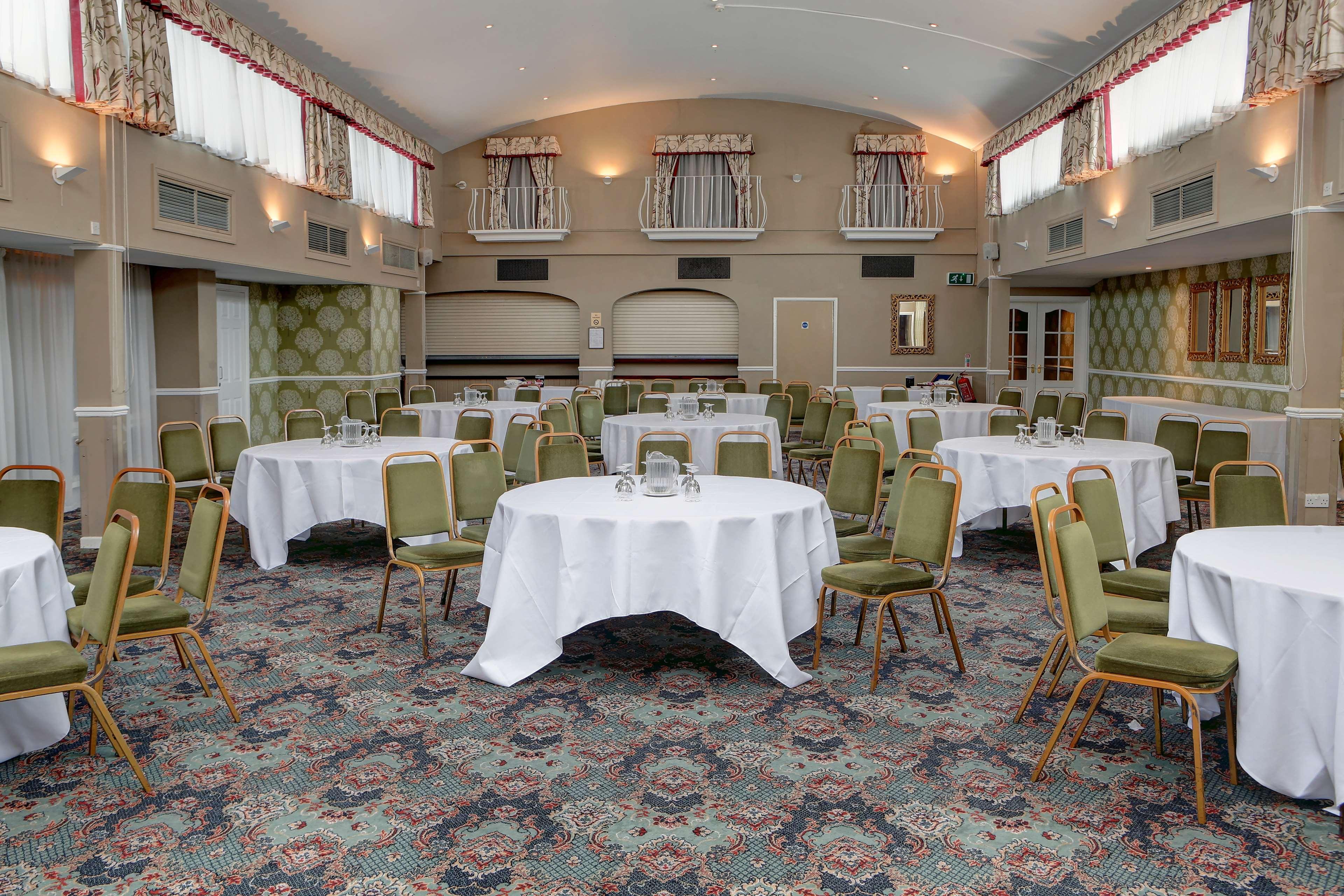 Best Western Premier Heronston Hotel & Spa Bridgend  Exteriör bild