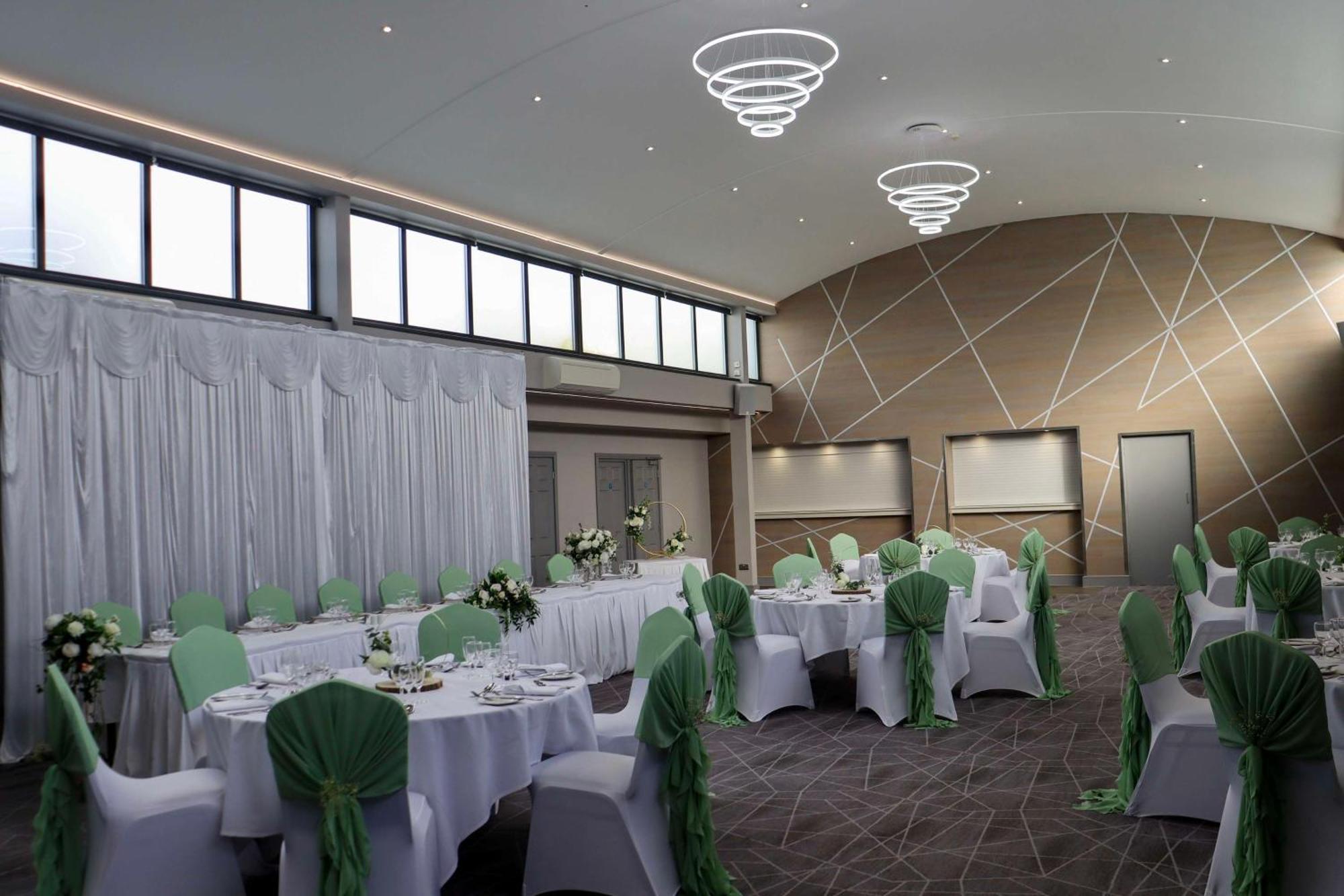 Best Western Premier Heronston Hotel & Spa Bridgend  Exteriör bild